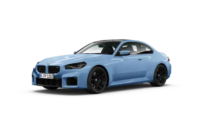 Blaues BMW Coupé auf schwarzem Hintergrund, schräg von vorne fotografiert.